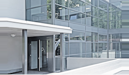 Brandschutzfenster isoliert oder unisoliert Brandschutzfenster isoliert oder unisoliert