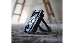 Brennenstuhl LED Strahler Akku + integrierte Powerbank Brennenstuhl LED Strahler Akku + integrierte Powerbank