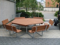 Bank & Tisch (6 Sitzplätze) Bank & Tisch (6 Sitzplätze)