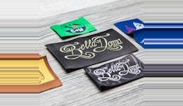 Profi-Textiletiketten mit Faltung Profi-Textiletiketten mit Faltung