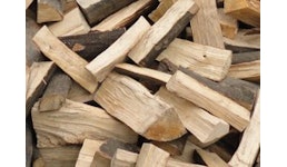 Kammergetrocknetes Kaminholz Buche/Eiche Mischung Kammergetrocknetes Kaminholz Buche/Eiche Mischung