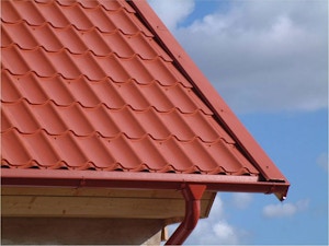 Metall-Dachpfannenprofile mit + ohne Isolierung Metall-Dachpfannenprofile mit + ohne Isolierung