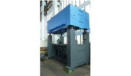WMW WILDAU Blechrichtmaschine UBR 25 x 3.150-7/16, 7 Richtwalzen, Ø 270 mm WMW WILDAU Blechrichtmaschine UBR 25 x 3.150-7/16, 7 Richtwalzen, Ø 270 mm