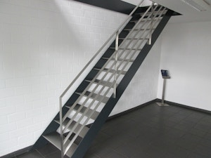 Edelstahl- und Aluminiumbau Individualfertigung Edelstahl- und Aluminiumbau Individualfertigung