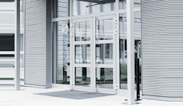 Eingangstüren aus Aluminium oder Stahl Eingangstüren aus Aluminium oder Stahl