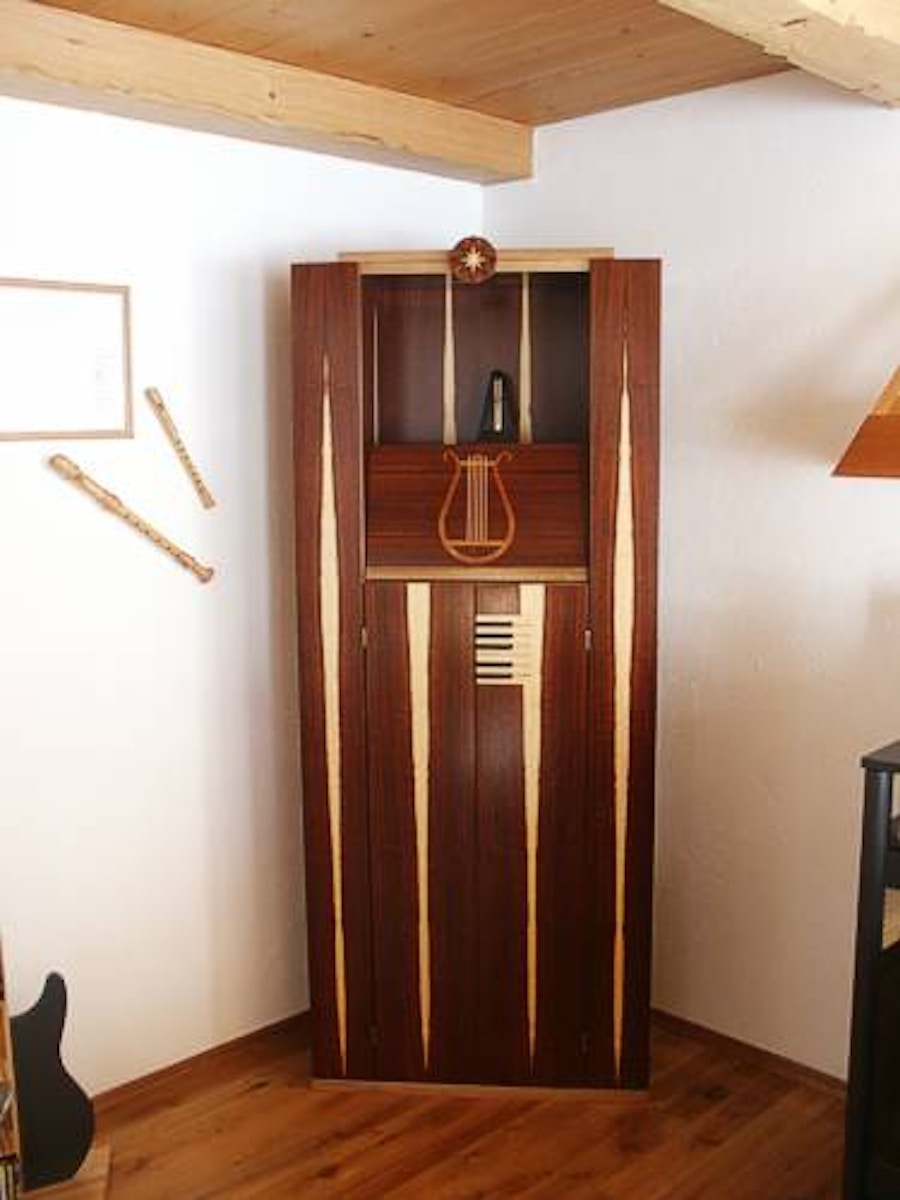 ISTB - Intarsien-Schnitt-Technik- Karl Burkhard in Unterwössen auf wlw.de