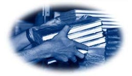 Auslieferungslager und Versandhaus: Eine starke Hand schafft Übersicht Auslieferungslager und Versandhaus: Eine starke Hand schafft Übersicht