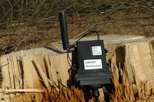 Notrufsystem (GSM/GPS Alarm Modul) Notrufsystem (GSM/GPS Alarm Modul)