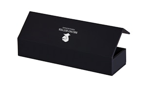 Buchdeckenverpackung, Klappdeckelverpackung, Magnetverschluss, Magnetverpackung Buchdeckenverpackung, Klappdeckelverpackung, Magnetverschluss, Magnetverpackung