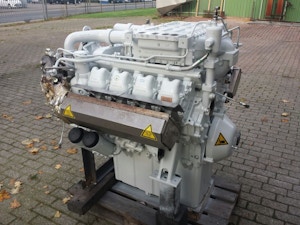 Montage von Motoren & Aggregaten Montage von Motoren & Aggregaten
