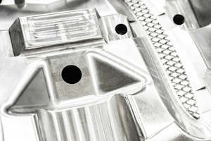Strichpolituren, Lohnpolieren, Metallbearbeitung, Werkzeugpolituren, Oberflächentechnik, Polieren von Edelstahl Strichpolituren, Lohnpolieren, Metallbearbeitung, Werkzeugpolituren, Oberflächentechnik, Polieren von Edelstahl