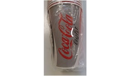TRINKBECHER 0,40 PAPPE *COCA COLA* 16 OZ mit drei Frontendruck TRINKBECHER 0,40 PAPPE *COCA COLA* 16 OZ mit drei Frontendruck