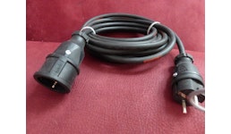 Verlängerung mit Schukostecker und Kupplung Verlängerung mit Schukostecker und Kupplung