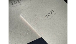 Monatskalender 2021 – Graspapier – mit Prägung Monatskalender 2021 – Graspapier – mit Prägung