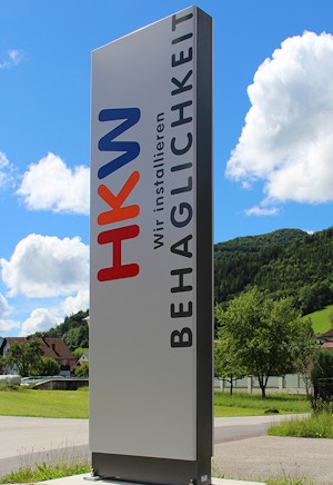 Werbepylon und Informationsstele Werbepylon und Informationsstele
