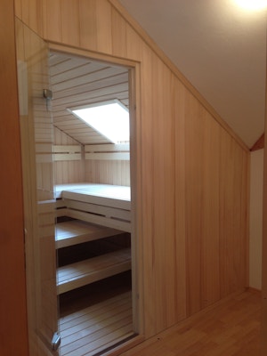 KOERNER Manufaktursauna MODUS nach Maß gefertigt und eingebaut KOERNER Manufaktursauna MODUS nach Maß gefertigt und eingebaut
