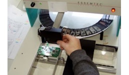 Manuelle SMD Bestückung Manuelle SMD Bestückung