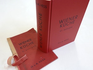 Neubindungen & Reparaturen von Bücher, Alben udgl. Neubindungen & Reparaturen von Bücher, Alben udgl.