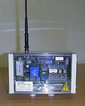 4-Kanal-UHF-Empfänger, kaskadierbar, Prozessortechnik 4-Kanal-UHF-Empfänger, kaskadierbar, Prozessortechnik