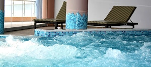 Desinfektion im Pool und Schwimmbad DK-DOX® TUBE & DK-DOX® POOL Desinfektion im Pool und Schwimmbad DK-DOX® TUBE & DK-DOX® POOL