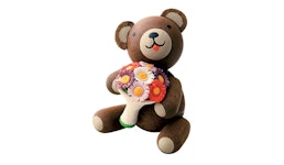 Glücksbärchen mit Blumenstrauß Glücksbärchen mit Blumenstrauß