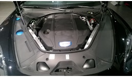 Abdeckung Motorraum Porsche Panamera 2016 Abdeckung Motorraum Porsche Panamera 2016
