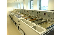 Oberflächenbehandlung von Metallen und Kunststoffen Oberflächenbehandlung von Metallen und Kunststoffen