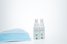 „Unterwegs“-Set: Desinfektionsspray To-Go + Gesichtsmasken