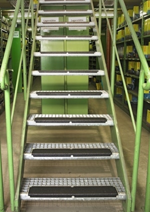 Treppenkantenprofil Safety-Stair Universal - für Industrieanwendungen Innen- und Außenbereiche Treppenkantenprofil Safety-Stair Universal - für Industrieanwendungen Innen- und Außenbereiche