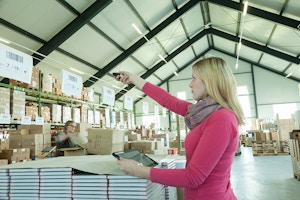 Konfektionierung / Kommissionierung & Value Added Service - Versanddienst - Ihr Partner im e-Commerce Konfektionierung / Kommissionierung & Value Added Service - Versanddienst - Ihr Partner im e-Commerce