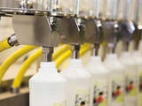Flüssigkeiten-Abfüllung Flüssigkeiten-Abfüllung